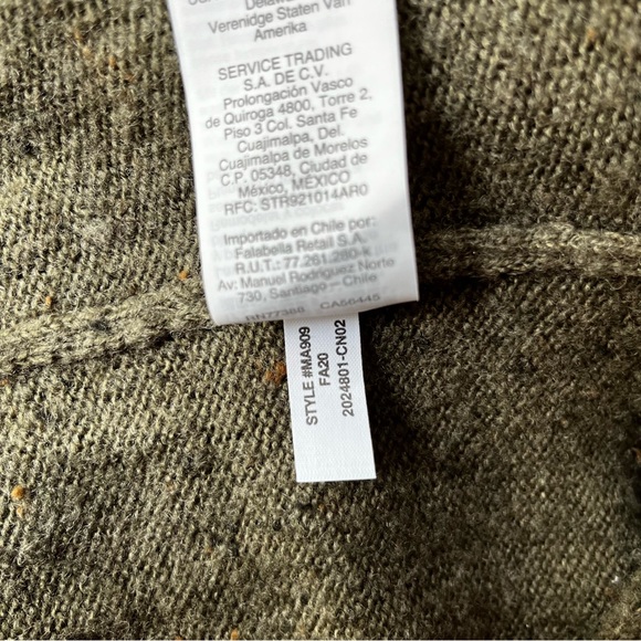 Madewell Donegal Bartlett V-Neck Pullover Sweater in Coziest Yarn Wool Blend - Picture 8 of 9